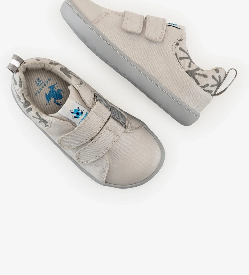 Hopfrög Smart Walker Canvas Play Beyaz Barefoot Çocuk Ayakkabı model görseli